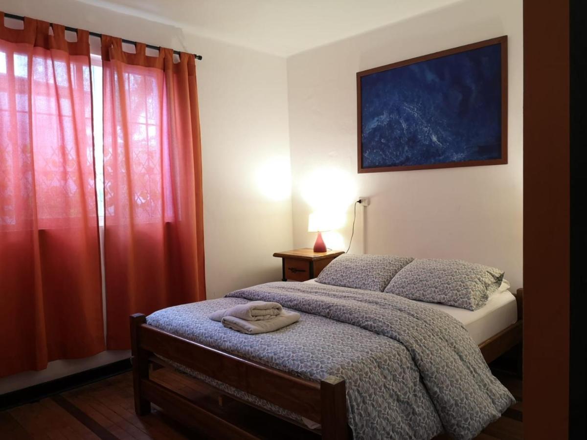 Hostal Vitalia 산티아고 외부 사진